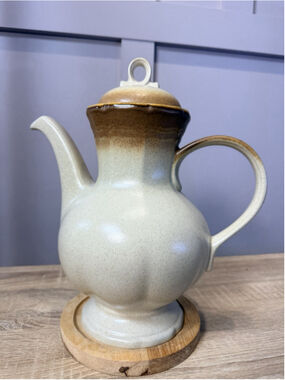 Vintage MIKASA Stoneware Tea or Coffee Pot in WHOLE WHEAT pattern E 8000 - MCM